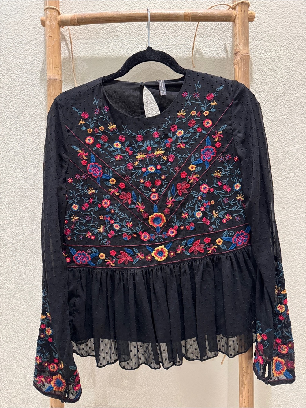 Zara Black Long-Sleeve Blouse with Multicolor Floral Embroidery